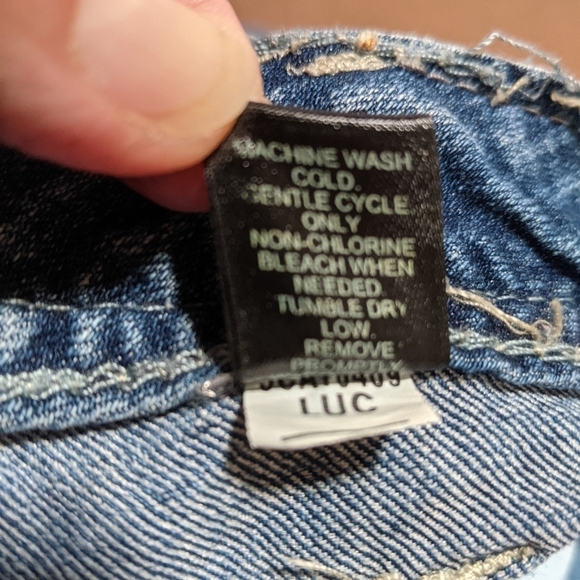 Cato Contemporary Capris Women's Size 6 - Picture 2 of 8